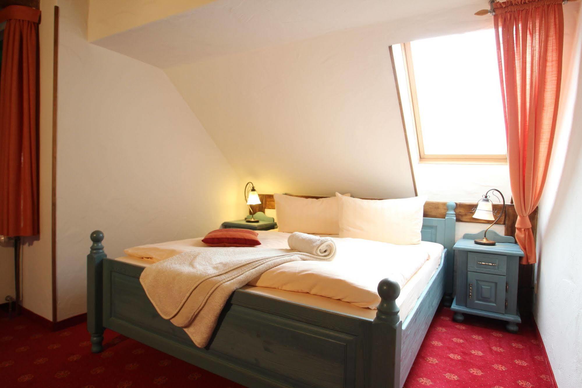 Und Traditionsgasthof Schnatermann 2* Rostock