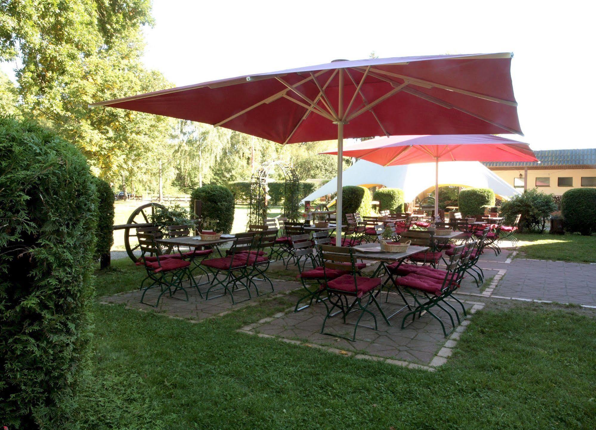 Und Traditionsgasthof Schnatermann Hotel 2*